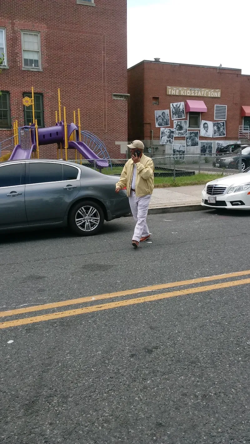 Penn North Community Resource Center - Photo 5