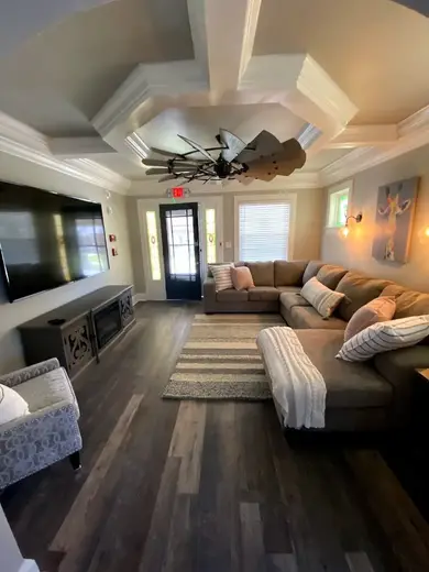 Hope's Horizon - interior photo
