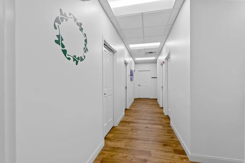 Ashley Inc - 照片 3