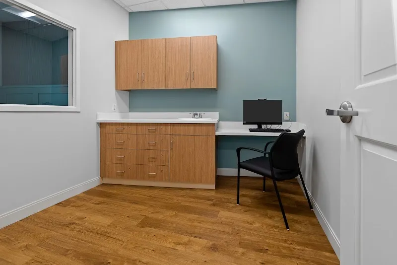 Ashley Inc - 照片 4