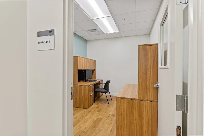 Ashley Inc - 照片 5