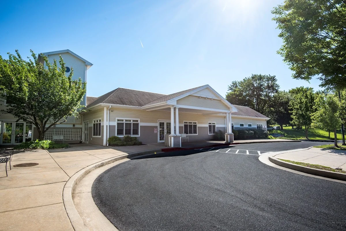 Westgate Hills Rehabilitation & Healthcare Center - Photo 4