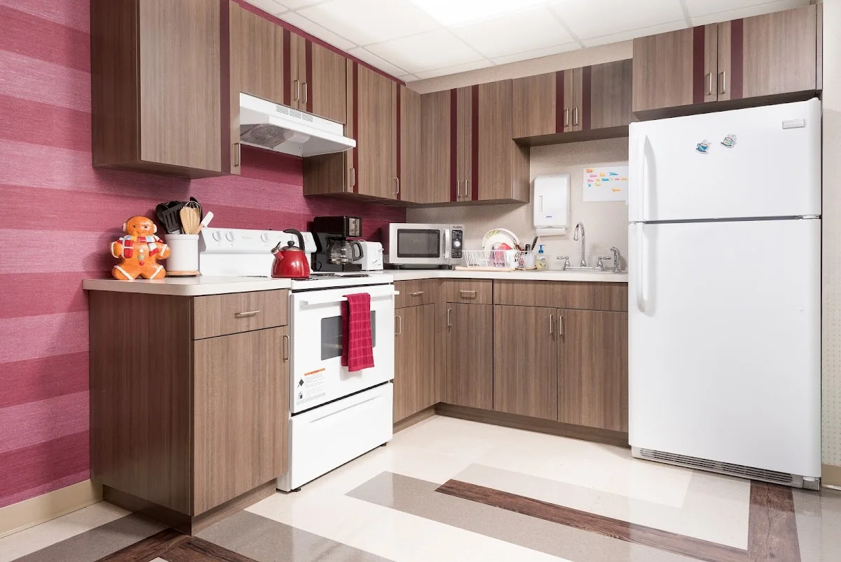 Westgate Hills Rehabilitation & Healthcare Center - Photo 5