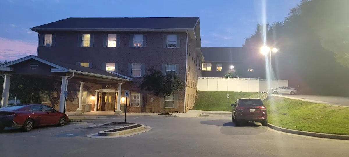 Roland Park Rehabilitation and Healthcare Center - Photo 5